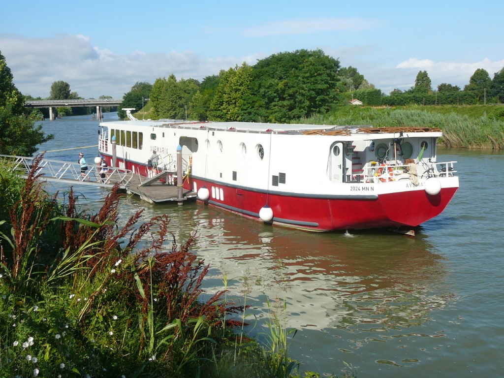 girolibero bike and barge